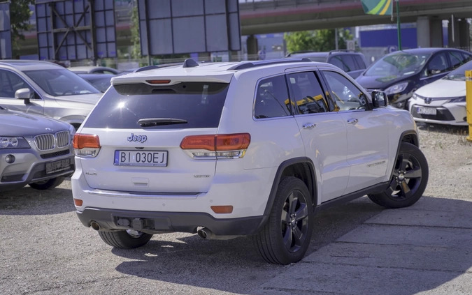 Jeep Grand Cherokee cena 95000 przebieg: 203300, rok produkcji 2015 z Białystok małe 254